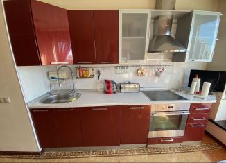 Сдаю в аренду 3-комнатную квартиру, 95 м2, Тюмень, улица Максима Горького, 68к1, ЖК Даудель