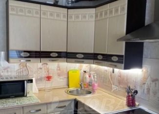 Сдается в аренду 2-ком. квартира, 51 м2, Тобольск, 7-й микрорайон, 6