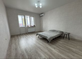 Продам двухкомнатную квартиру, 60.1 м2, посёлок городского типа Яблоновский, улица Гагарина, 155/2