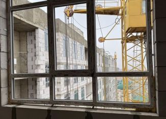 Продаю 2-комнатную квартиру, 75.8 м2, Дагестан, улица Перова, 13Б