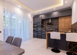 Продам трехкомнатную квартиру, 120 м2, Калининград, улица Марата, 1