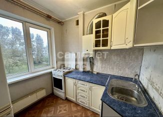 Двухкомнатная квартира на продажу, 49.3 м2, Бор, Коммунистическая улица, 13