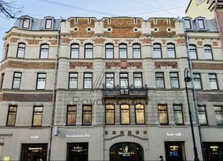 Сдаю в аренду 2-комнатную квартиру, 98 м2, Санкт-Петербург, Каменноостровский проспект, 12