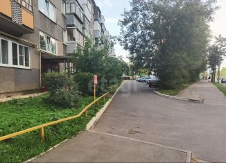 Продаю 1-ком. квартиру, 28.8 м2, Череповец, Комсомольская улица, 29