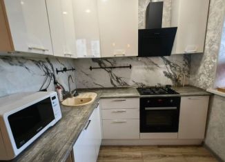 Двухкомнатная квартира на продажу, 45 м2, Горячий Ключ, улица Ленина, 203