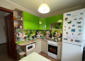 Продаю 2-ком. квартиру, 42.5 м2, Салават, улица Островского, 31