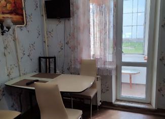 Продам четырехкомнатную квартиру, 82 м2, Псков, Новгородская улица, 30