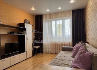 Продается двухкомнатная квартира, 49 м2, Крым, улица Марка Донского, 24