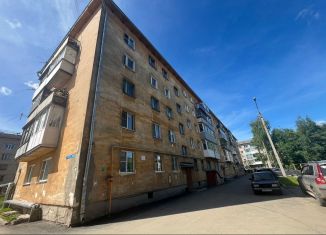 Продаю 3-комнатную квартиру, 58.5 м2, Сокол, улица Кирова, 38