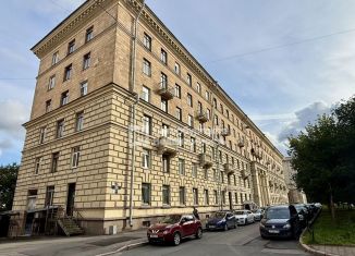 Продаю комнату, 16 м2, Санкт-Петербург, улица Победы, 17