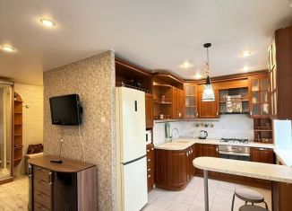 Сдаю двухкомнатную квартиру, 61.7 м2, Северодвинск, Морской проспект, 4