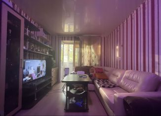 Продаю 2-ком. квартиру, 40 м2, Таганрог, Большая Бульварная улица, 6