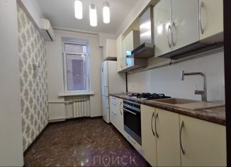 Продам 2-ком. квартиру, 65 м2, Ростов-на-Дону, улица Максима Горького, 84