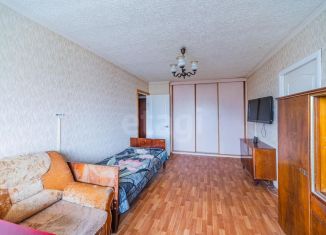 Продаю 2-комнатную квартиру, 44 м2, Саратов, улица имени И.С. Кутякова, 63