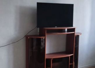 Сдаю 1-комнатную квартиру, 43 м2, Асбест, улица Труда, 5