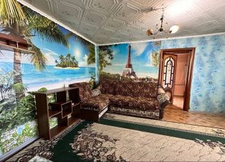 Продам 2-ком. квартиру, 39 м2, Красноярский край, улица Горького, 110/6