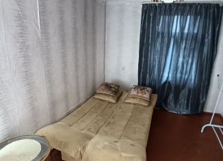 Продам 2-ком. квартиру, 44 м2, Армавир, улица Энгельса, 146А