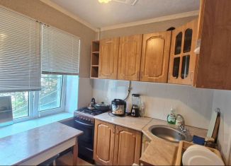 Продаю 1-комнатную квартиру, 33 м2, Ставрополь, улица Доваторцев, 41/1