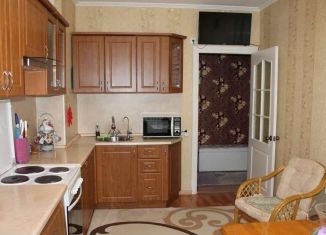 Сдается 3-комнатная квартира, 70 м2, Старый Оскол, микрорайон Северный, 34