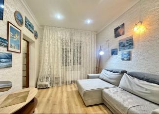 Трехкомнатная квартира на продажу, 56.3 м2, Краснодар, Уральская улица, 172, микрорайон Комсомольский