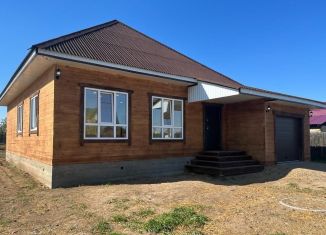 Продам дом, 165 м2, село Калинино, улица Белых Облаков