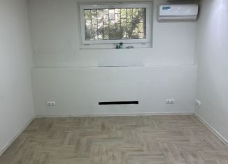 Сдается в аренду помещение свободного назначения, 38 м2, Краснодар, улица Героя А.А. Аверкиева, 16