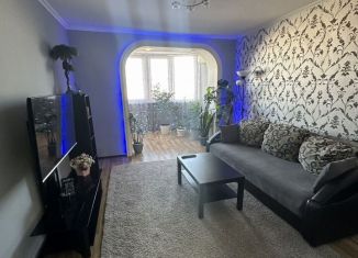 Продаю трехкомнатную квартиру, 75.3 м2, Ейск, Красная улица, 53/3