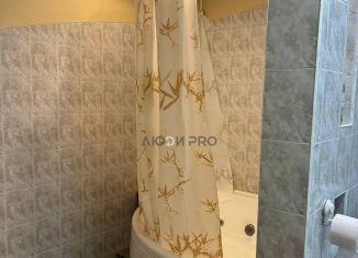 Четырехкомнатная квартира на продажу, 82.4 м2, Барнаул, улица Шумакова, 49