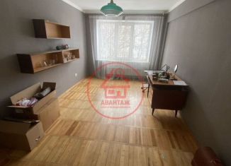 Продам трехкомнатную квартиру, 72 м2, Армавир, улица Каспарова, 3