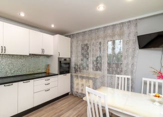 Продаю трехкомнатную квартиру, 68.5 м2, Тюмень, улица Голышева, 10А, ЖК Пионер