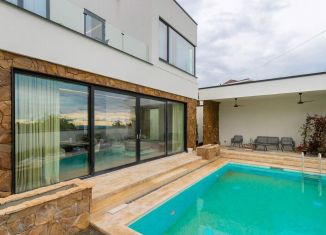 Дом на продажу, 220 м2, Сириус, Листопадная улица