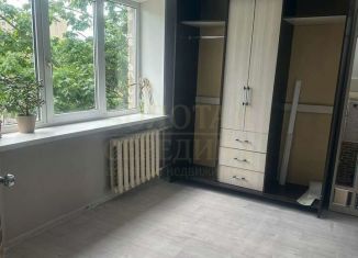 Сдаю в аренду 1-комнатную квартиру, 22 м2, Старый Оскол, микрорайон Интернациональный, 12