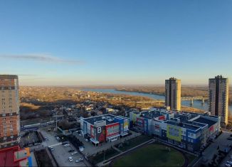 Сдается 2-ком. квартира, 67 м2, Ростов-на-Дону, улица Подвойского, 68