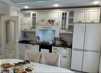 Продам 2-комнатную квартиру, 61.6 м2, посёлок Шушары, Старорусский проспект, 11