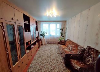 Продаю трехкомнатную квартиру, 69 м2, Киров, Советская улица, 166