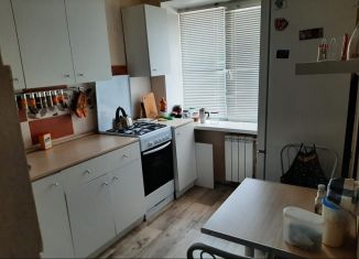 Сдача в аренду однокомнатной квартиры, 36 м2, Тольятти, бульвар Ленина, 10