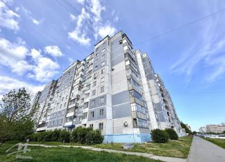 Продам 4-ком. квартиру, 84.1 м2, Барнаул, улица Шумакова, 53