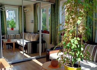 Продаю 3-комнатную квартиру, 54.1 м2, посёлок городского типа Гурзуф, улица Строителей, 11Г