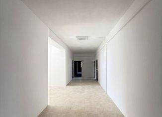 Двухкомнатная квартира на продажу, 72 м2, Махачкала, проспект Амет-хана Султана, 200