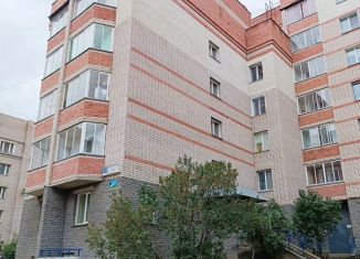 1-ком. квартира на продажу, 49.3 м2, Киров, Казанская улица, 109/1