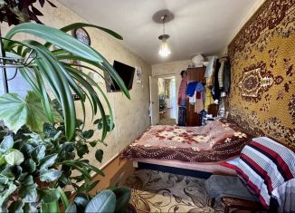 Продается двухкомнатная квартира, 42.7 м2, Бор, улица Победы, 13