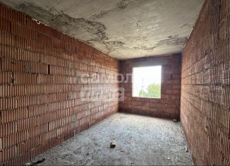 Продам 2-комнатную квартиру, 65 м2, Махачкала, Горская улица, 37