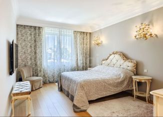 Продаю 3-комнатную квартиру, 133 м2, Тюмень, Самарская улица, 20