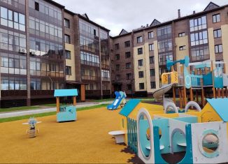 Продается 1-ком. квартира, 42.4 м2, Абакан, улица Авиаторов, 5