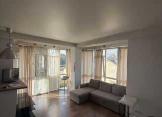 Сдаю в аренду однокомнатную квартиру, 37 м2, Сочи, улица Севастьянова, 27/1