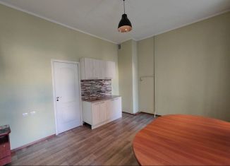 Сдаю в аренду 3-ком. квартиру, 99.5 м2, Санкт-Петербург, Литейный проспект, 15