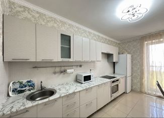 Сдача в аренду 2-комнатной квартиры, 65 м2, посёлок Коммунарка, Ясная улица, 5