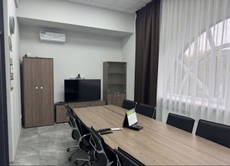Продам офис, 23.5 м2, Краснодар, улица имени Дзержинского, 8