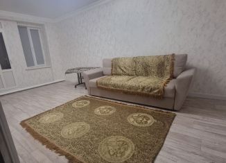 Сдам 2-комнатную квартиру, 54 м2, Грозный, улица Шейха Али Митаева, 58