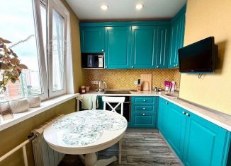 Сдается в аренду 1-ком. квартира, 38 м2, Москва, Скобелевская улица, 38